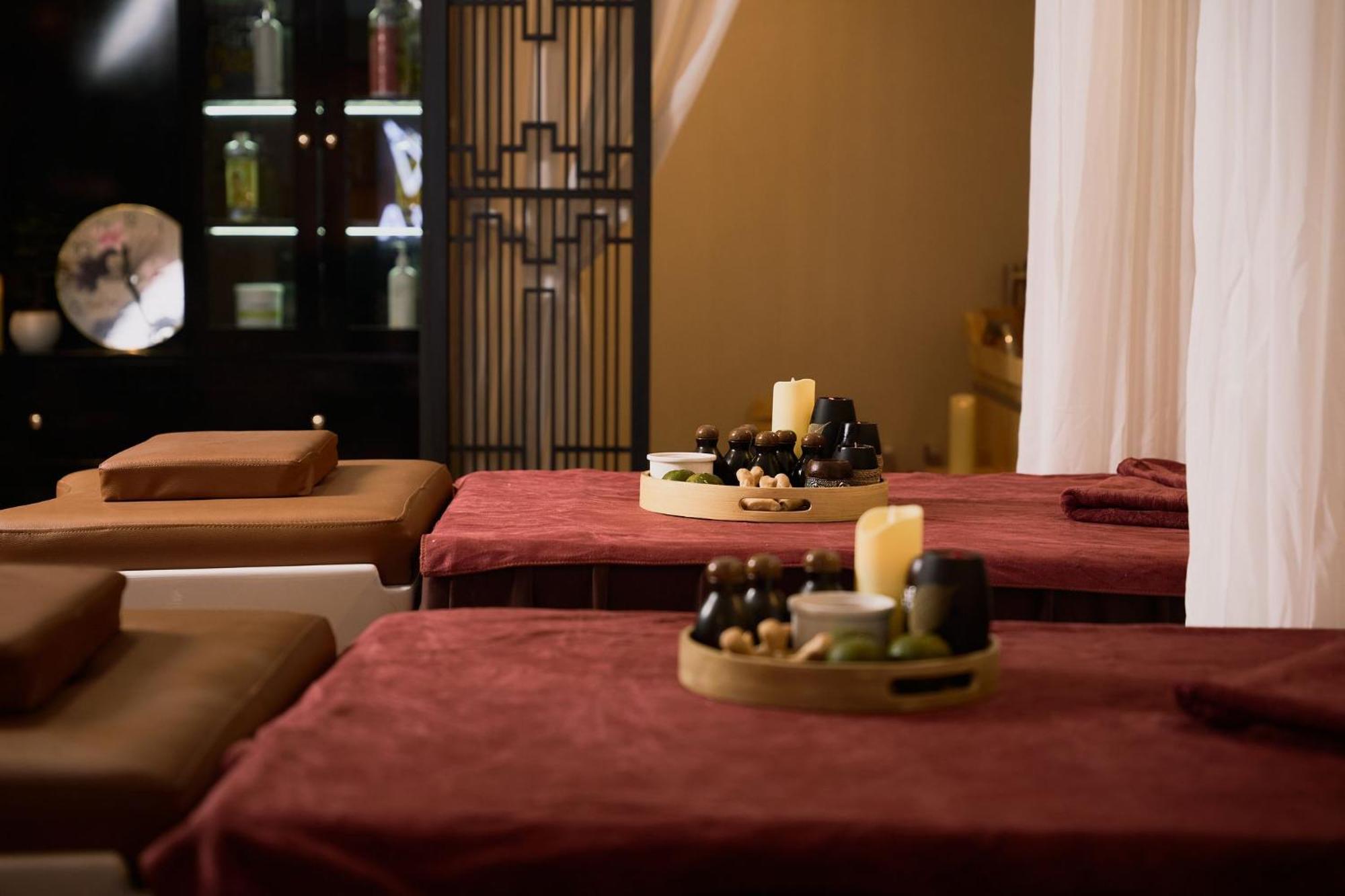 Amara Hanoi Hotel And Spa Екстериор снимка