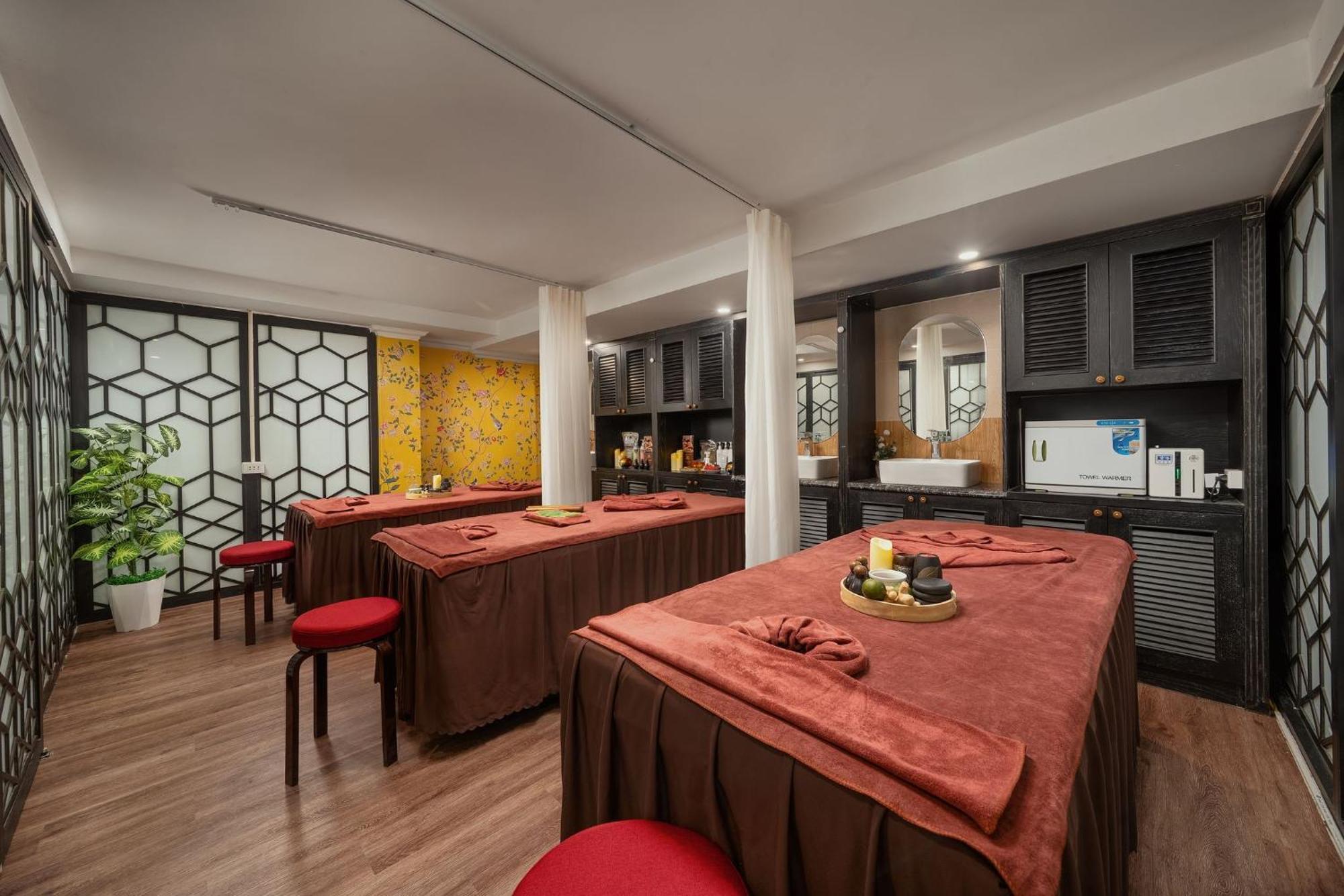 Amara Hanoi Hotel And Spa Екстериор снимка
