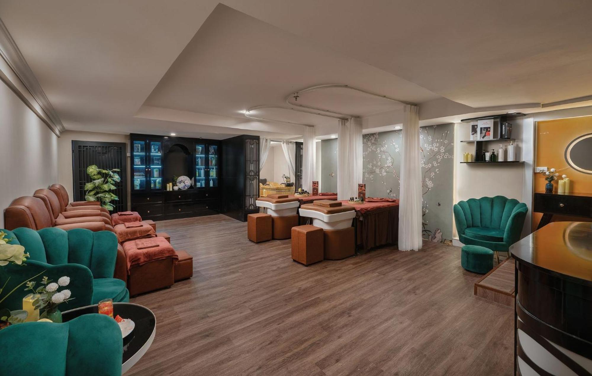 Amara Hanoi Hotel And Spa Екстериор снимка