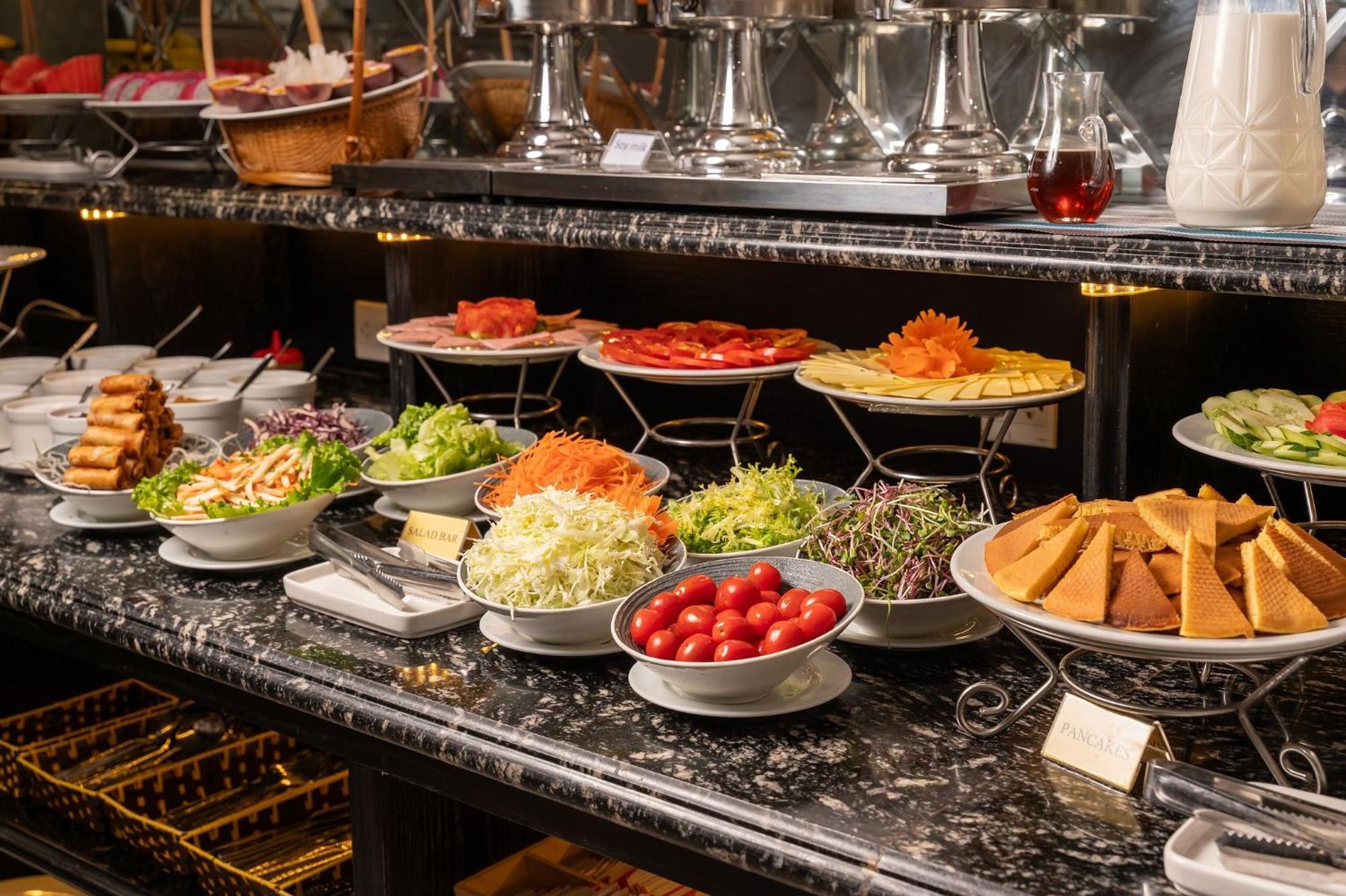 Amara Hanoi Hotel And Spa Екстериор снимка